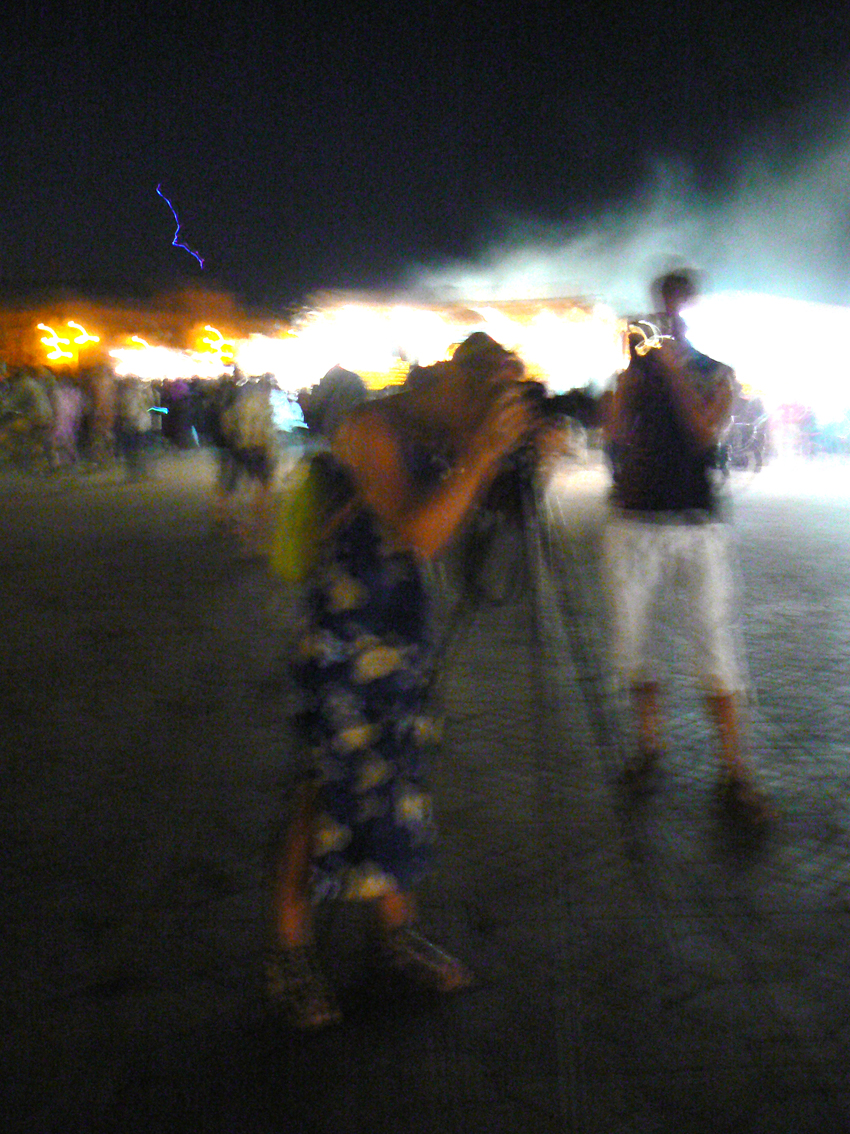 Na placu Dżema el Fna