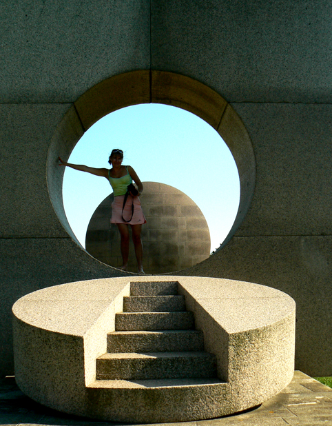 Renata w Bramie S�o�ca - pierwszym oknie Prowansji