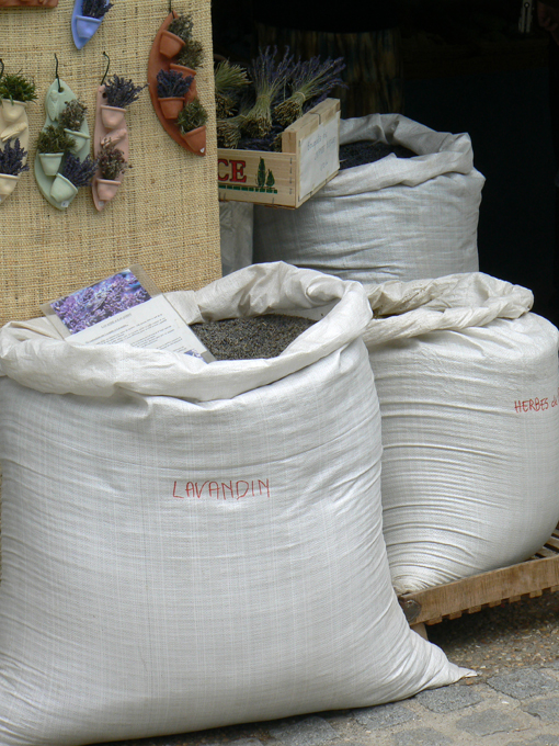 Sprzeda� zi� w Fontaine-de-Vaucluse