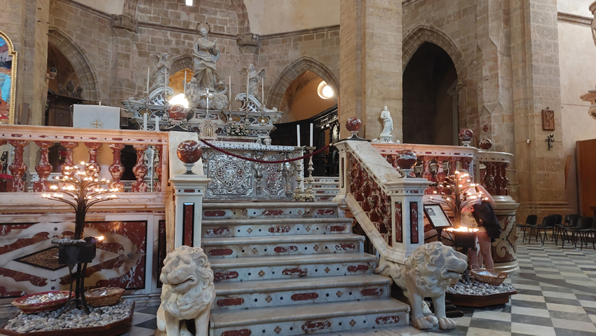 Alghero - katedra, wnętrze