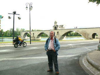 MP w Awinionie, z ty�u Most �w. Benezeta