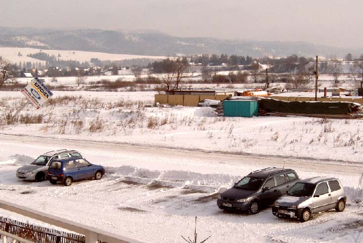 Parking przed blokiem, 25-11-2004