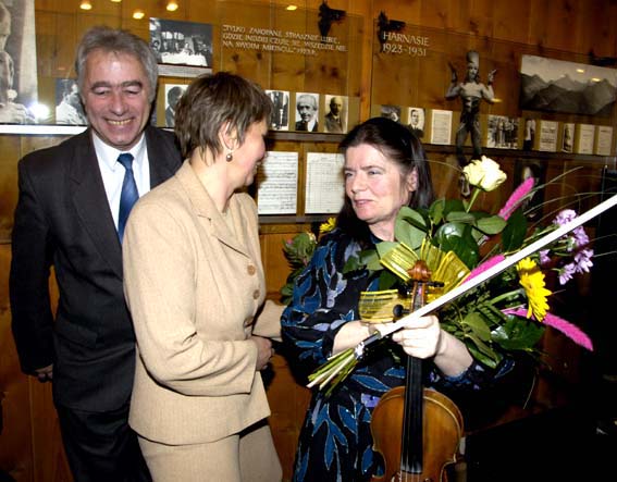 Foto Pawe� Murzyn - Kaja Danczowska, J�zefa Litwin i MP, 6.03-2006