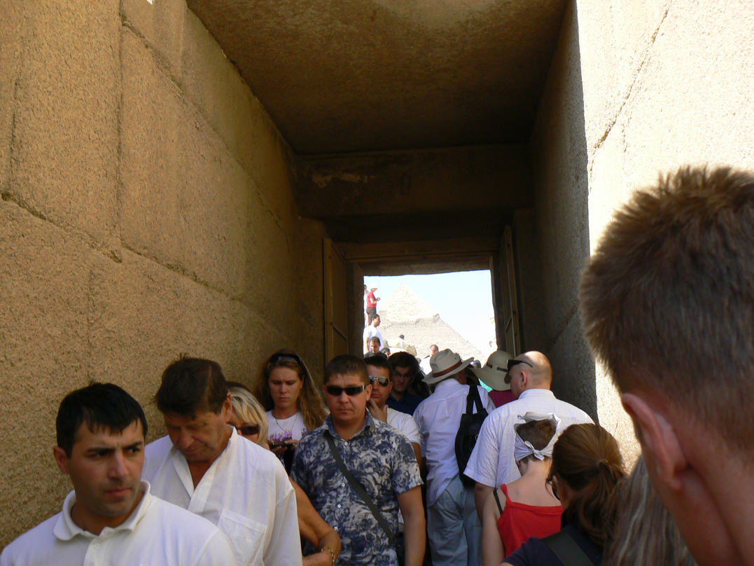 W świątyni grobowej Chafre