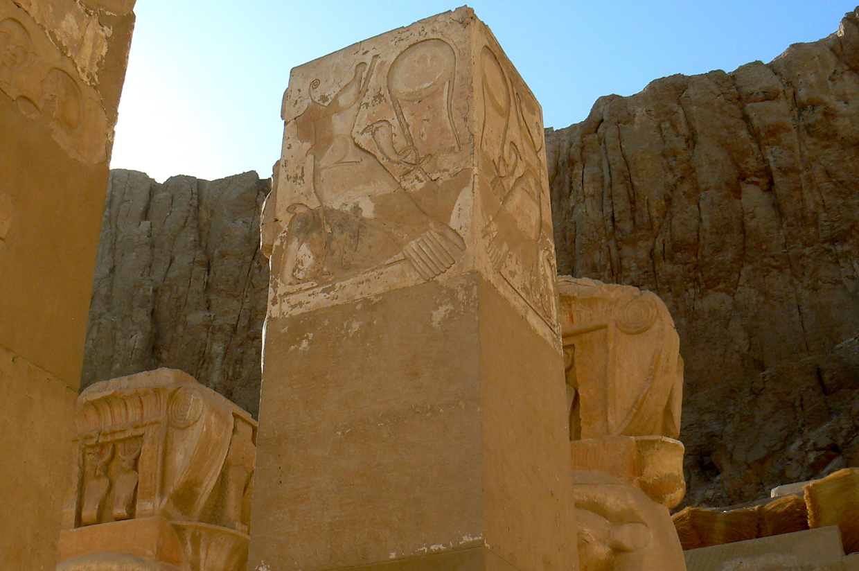 W świątyni Hatszepsut