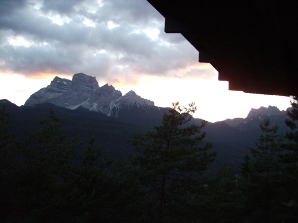 Widok z okna Leszka w Dolomitach
