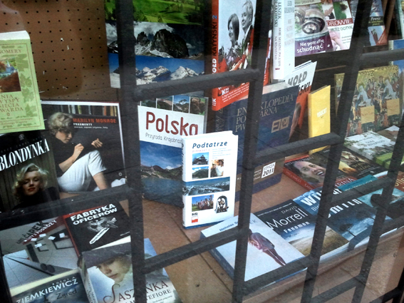 "Podtatrze" po raz pierwszy na wystawie nowotarskiej księgarni - na ul. Kopernika