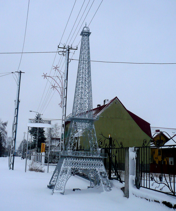 Tour Eiffel en Dinażek Nuar