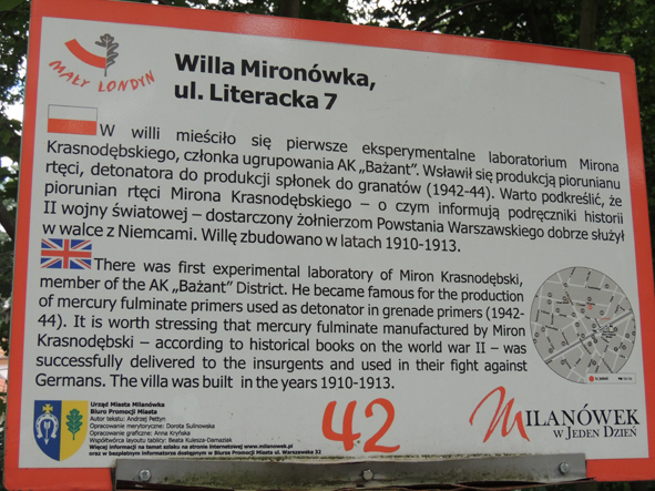 Tablica informacyjna w Milanówku