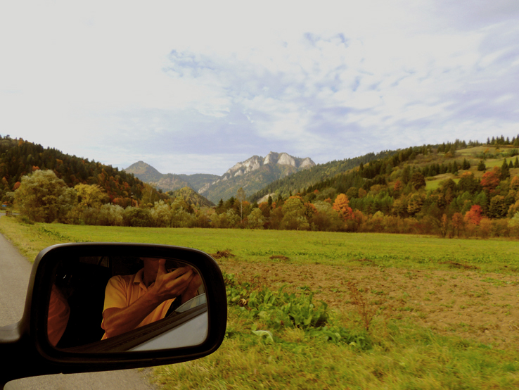 Michał fotografuje Trzy Korony z Czerwonego Klasztoru