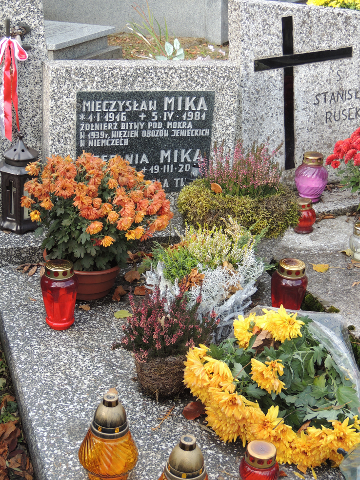 Mieczysław Mika i jego żona, pani Stela. Wspaniali sąsiedzi z osiedla Orkana, przyjaciele moich teściów. Pan Mieciu był znakomitym narciarzem i nauczycielem narciarstwa dla Sergiusza, pani Stela najlepszą matką i wspaniałą gospodynią.