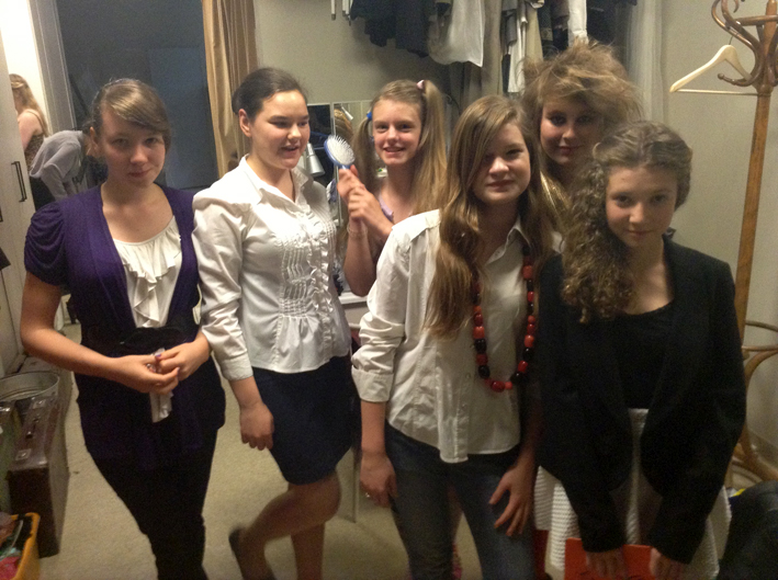 Klasa I G (część) po spektaklu. Fot. Bogusława Kułach